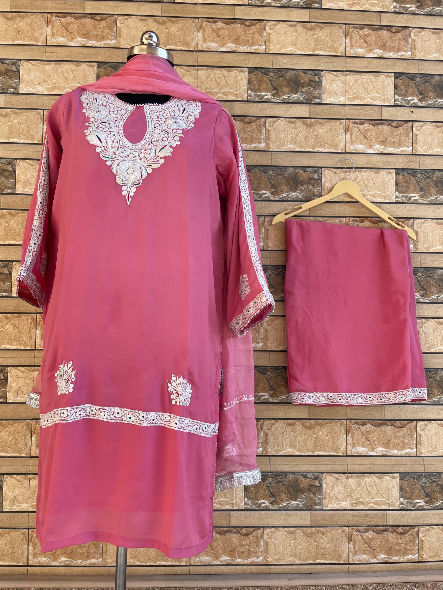 Kasheeda Crepe Suit | Mauve