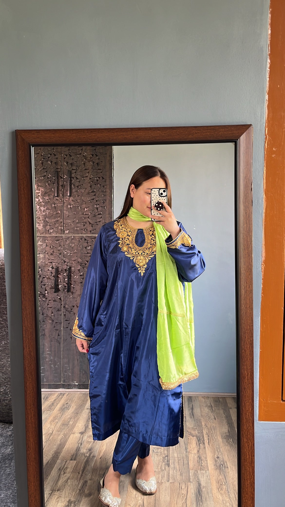 Tilla Embroidered Silk Suit | Navy Blue