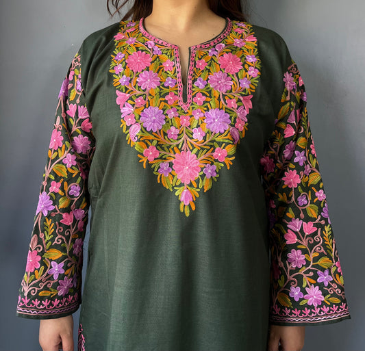 Sonzal Kurti | Olive Green With Pink Embroidery