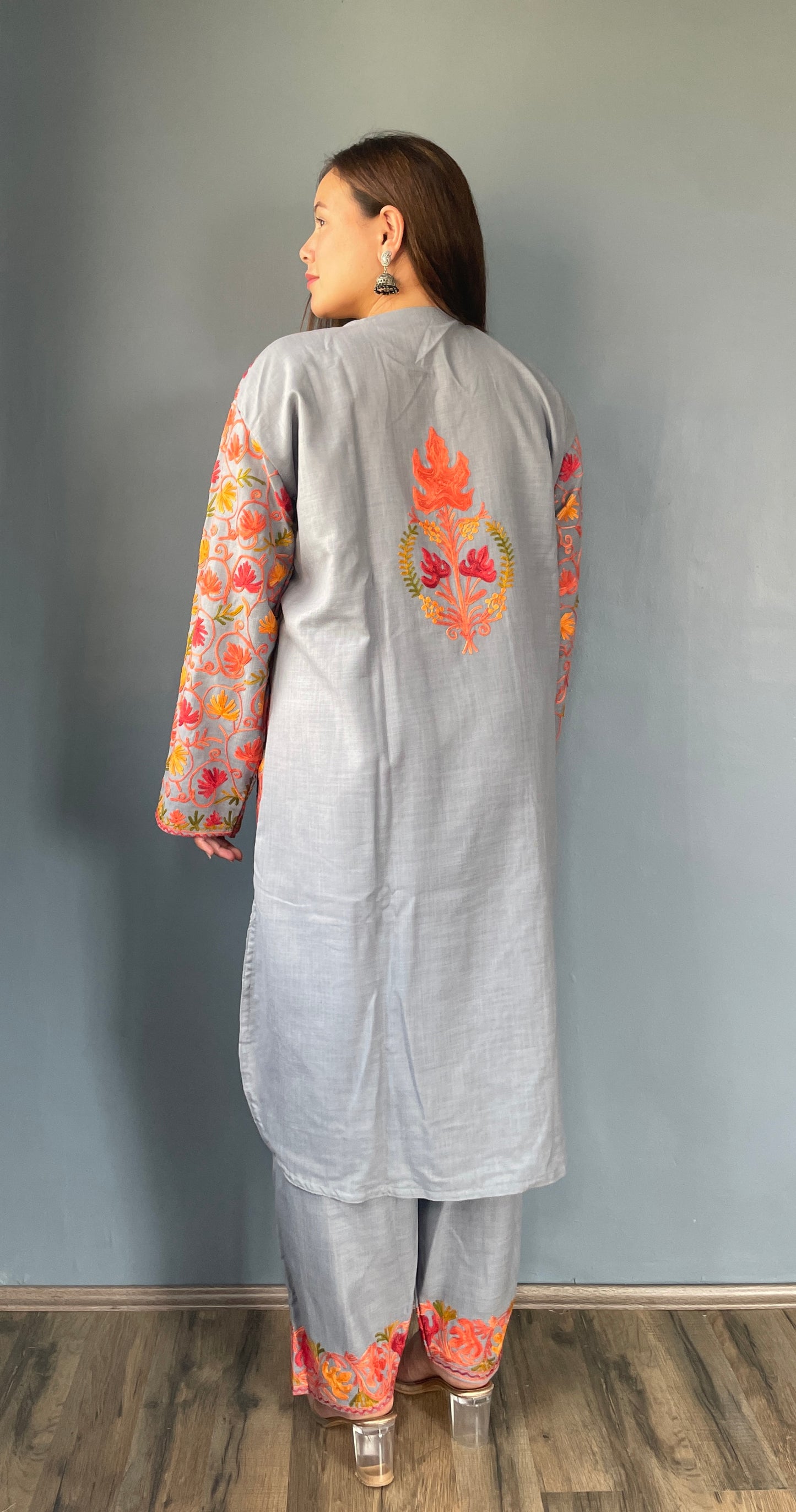 Bahaar Kurta Set | Gray With Red Embroidery