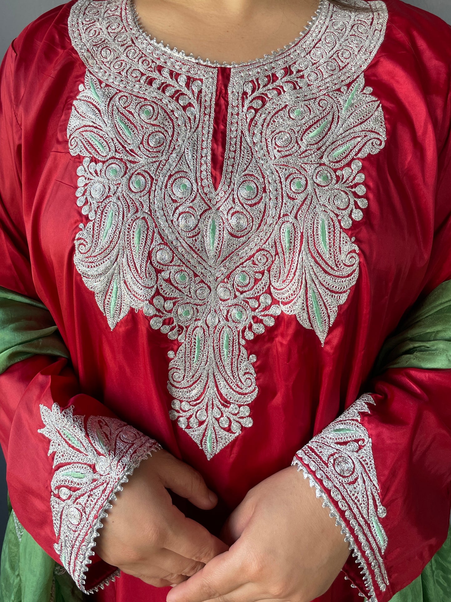 Tilla Embroidered Silk Suit | Maroon