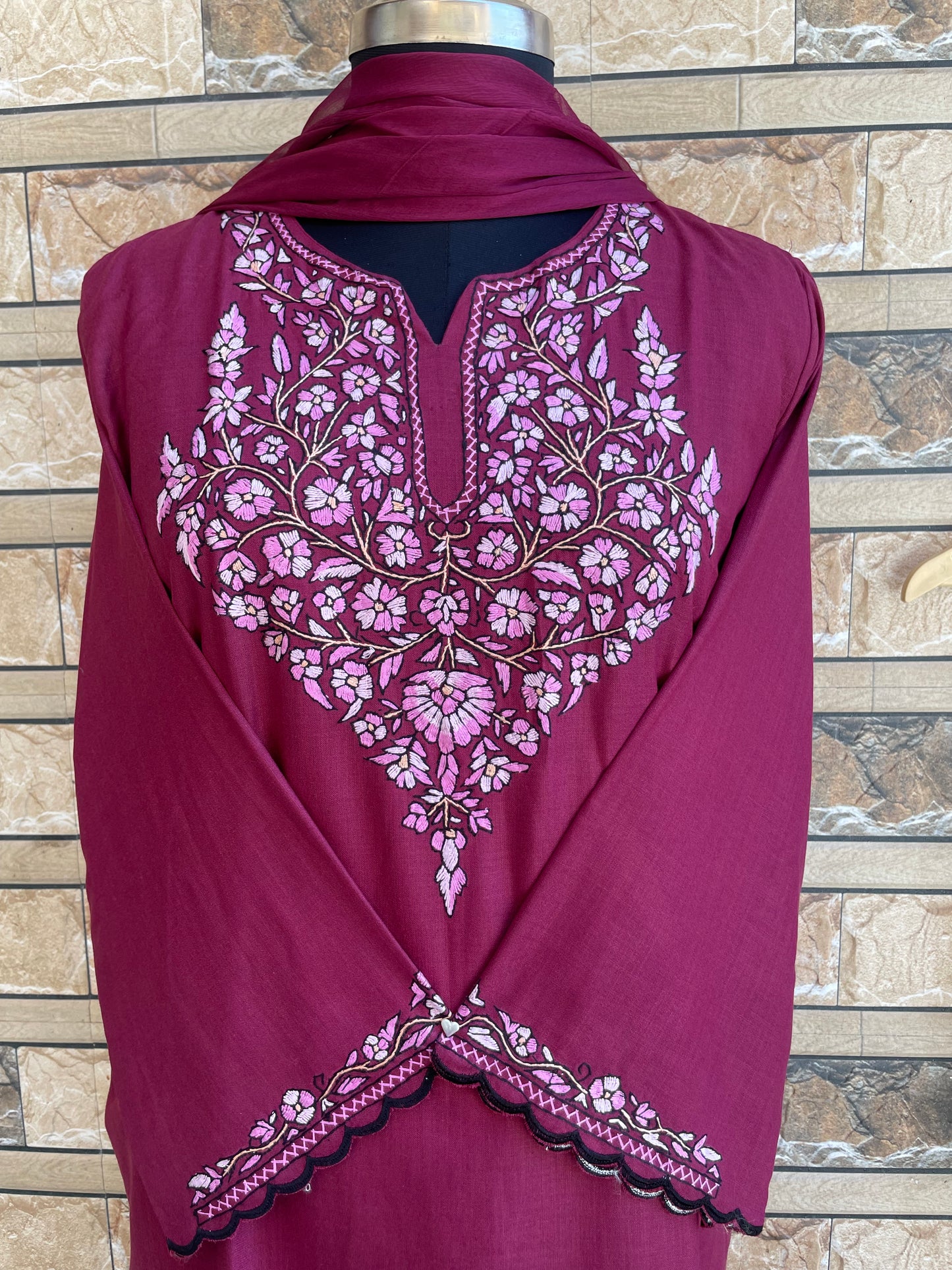 Sozni Suit | Magenta (Pink Embroidery)