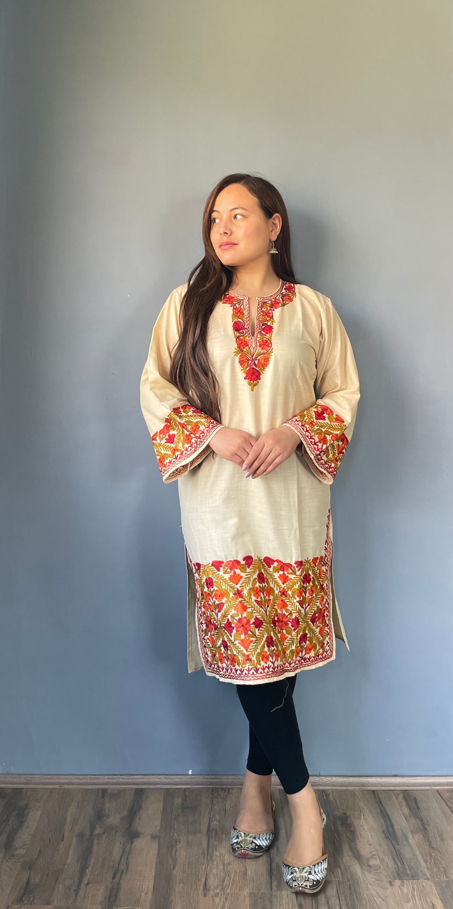 Sonzal Kurti | Off-White With Red And Green Embroidery