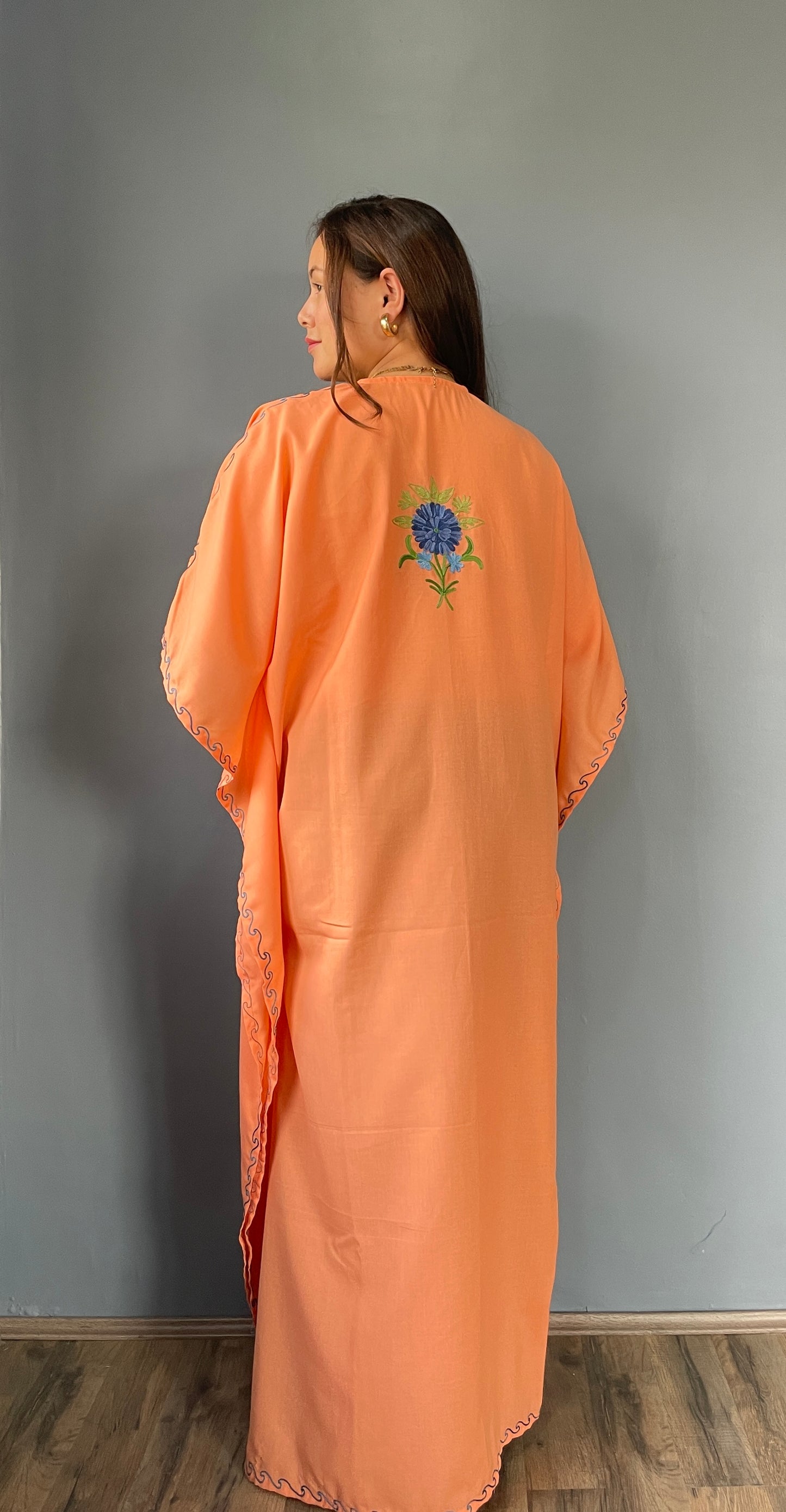 Aari Embroidered Cotton Kaftan | Peach With Green And Blue Embroidery