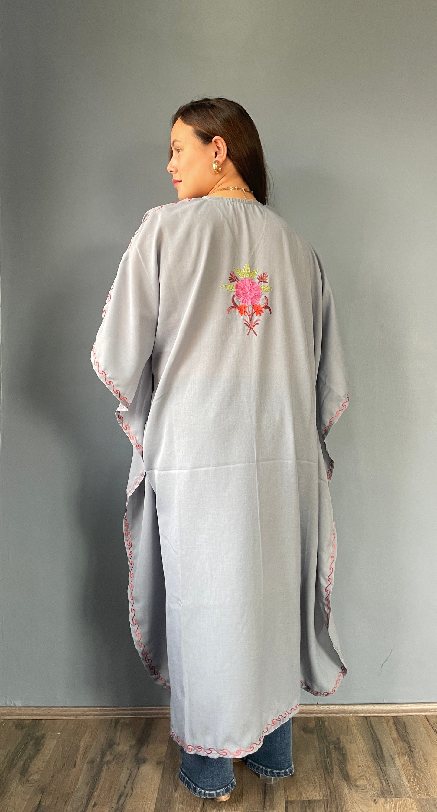 Aari Embroidered Cotton Kaftan | Silver With Red Embroidery