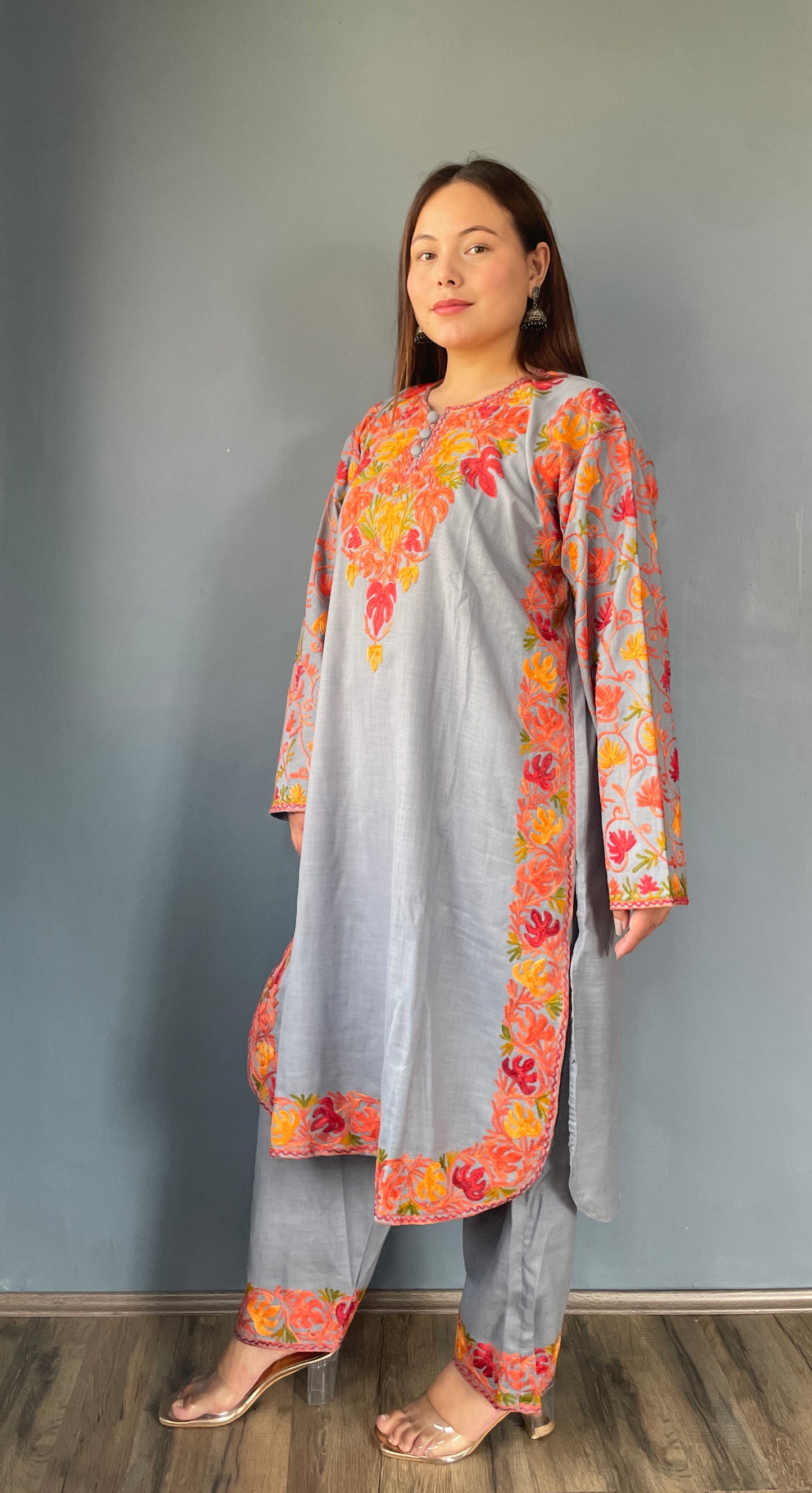 Bahaar Kurta Set | Gray With Red Embroidery