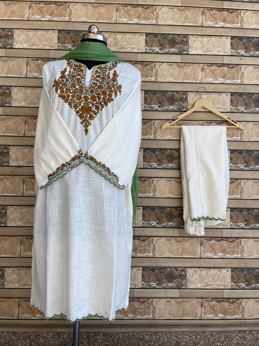 Sozni Suit | White (Green Embroidery)