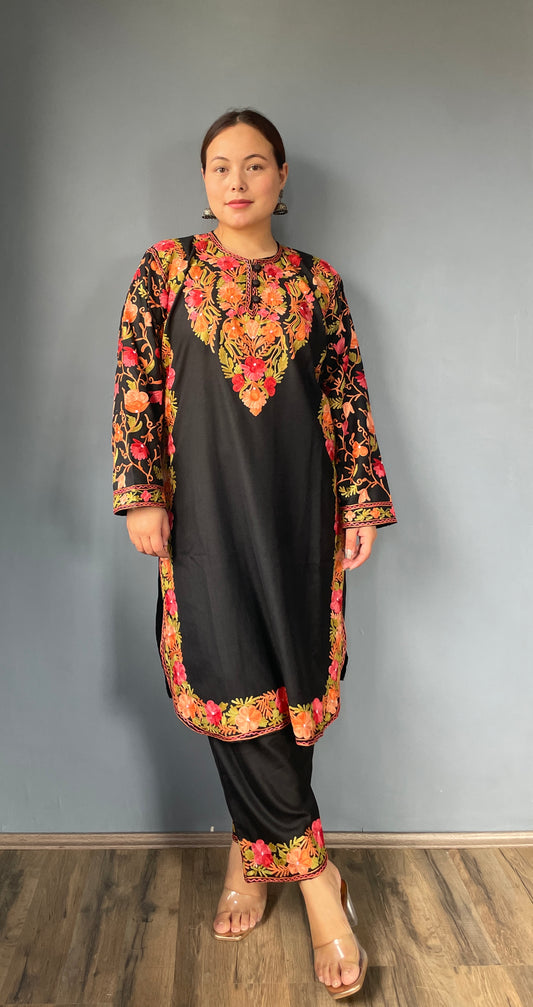 Bahaar Kurta Set | Black With Green Embroidery