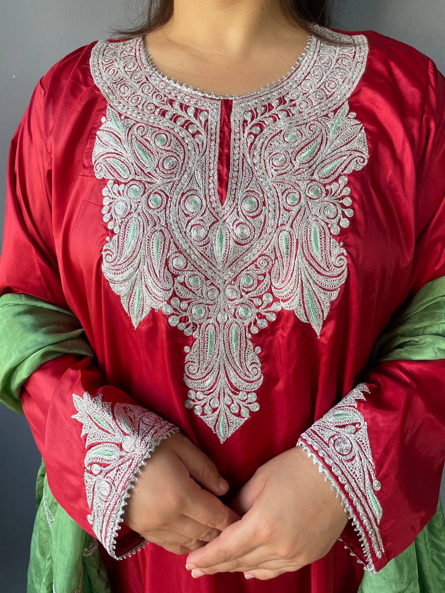 Tilla Embroidered Silk Suit | Maroon