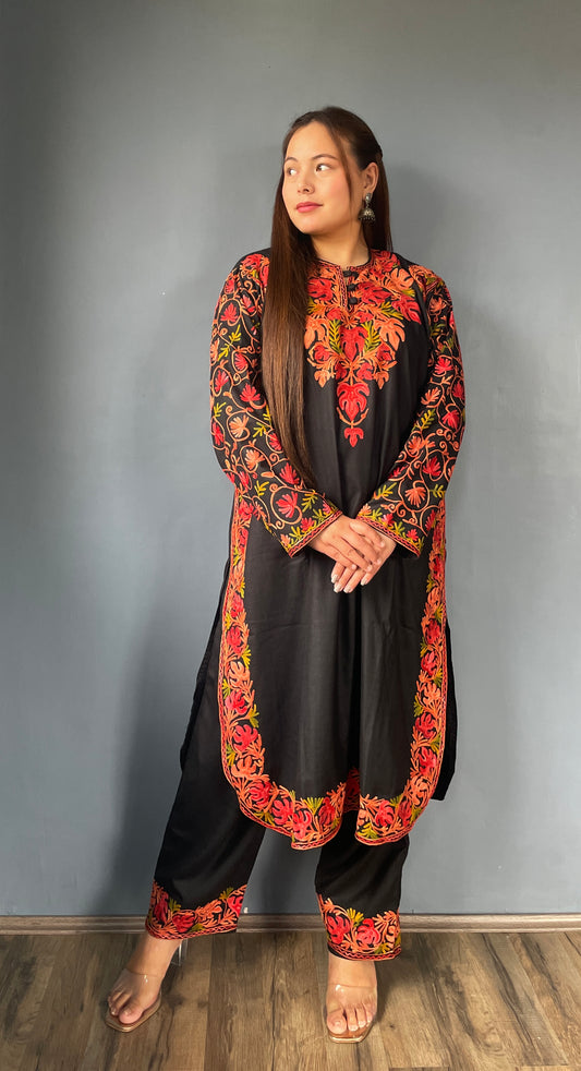 Bahaar Kurta Set | Black With Red Embroidery