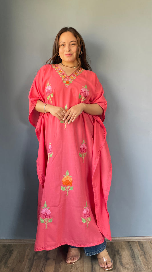 Aari Embroidered Cotton Kaftan | Pink With Green Embroidery