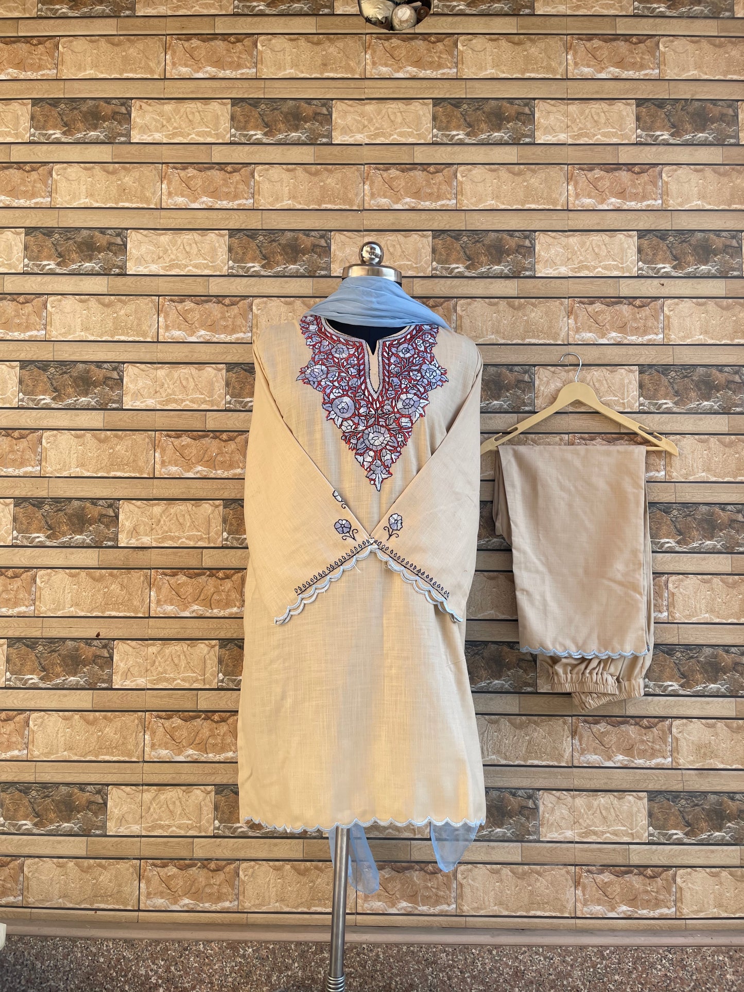 Sozni Embroidered Suit | Beige (Sky Blue Embroidery)